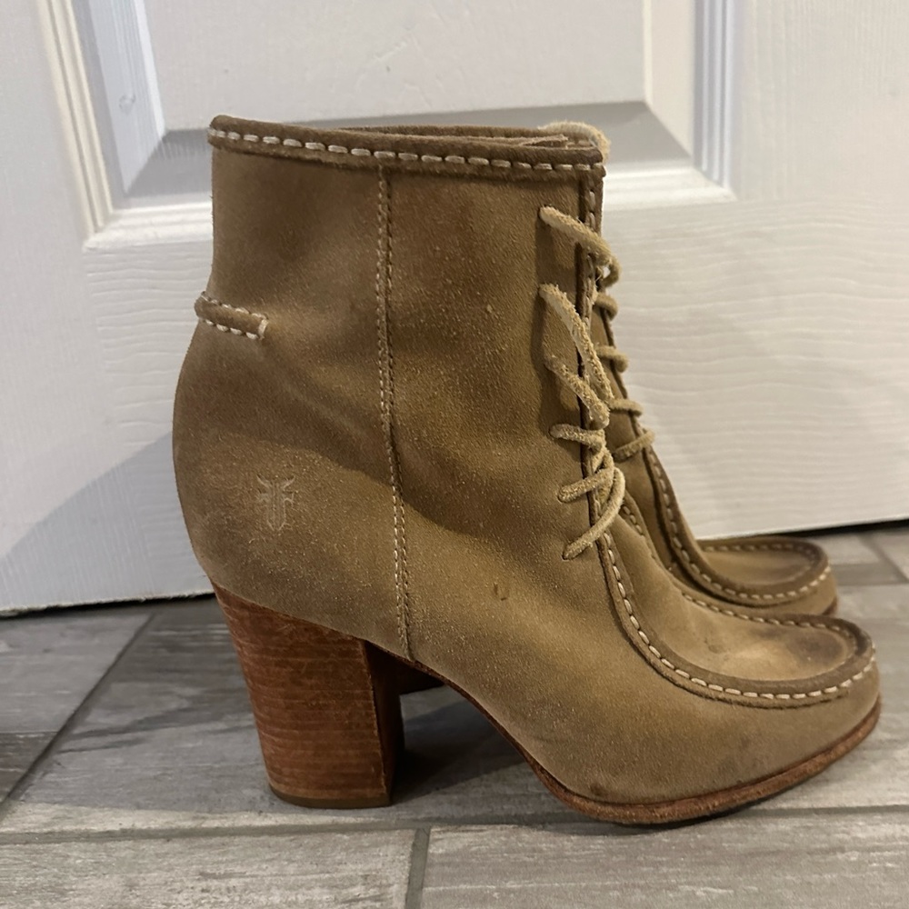 Frye Parker Moc Oiled Leather Tan ankle boots - Picture 3 of 3